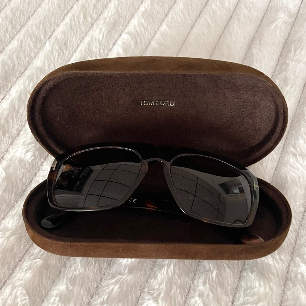 Tom Ford Conrad Brow-Bar Sunglasses - Picture 5 of 16